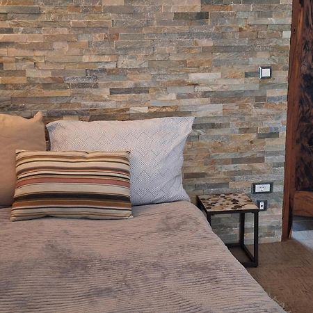 Pakua Apartments & Penthouse Ровин Екстериор снимка