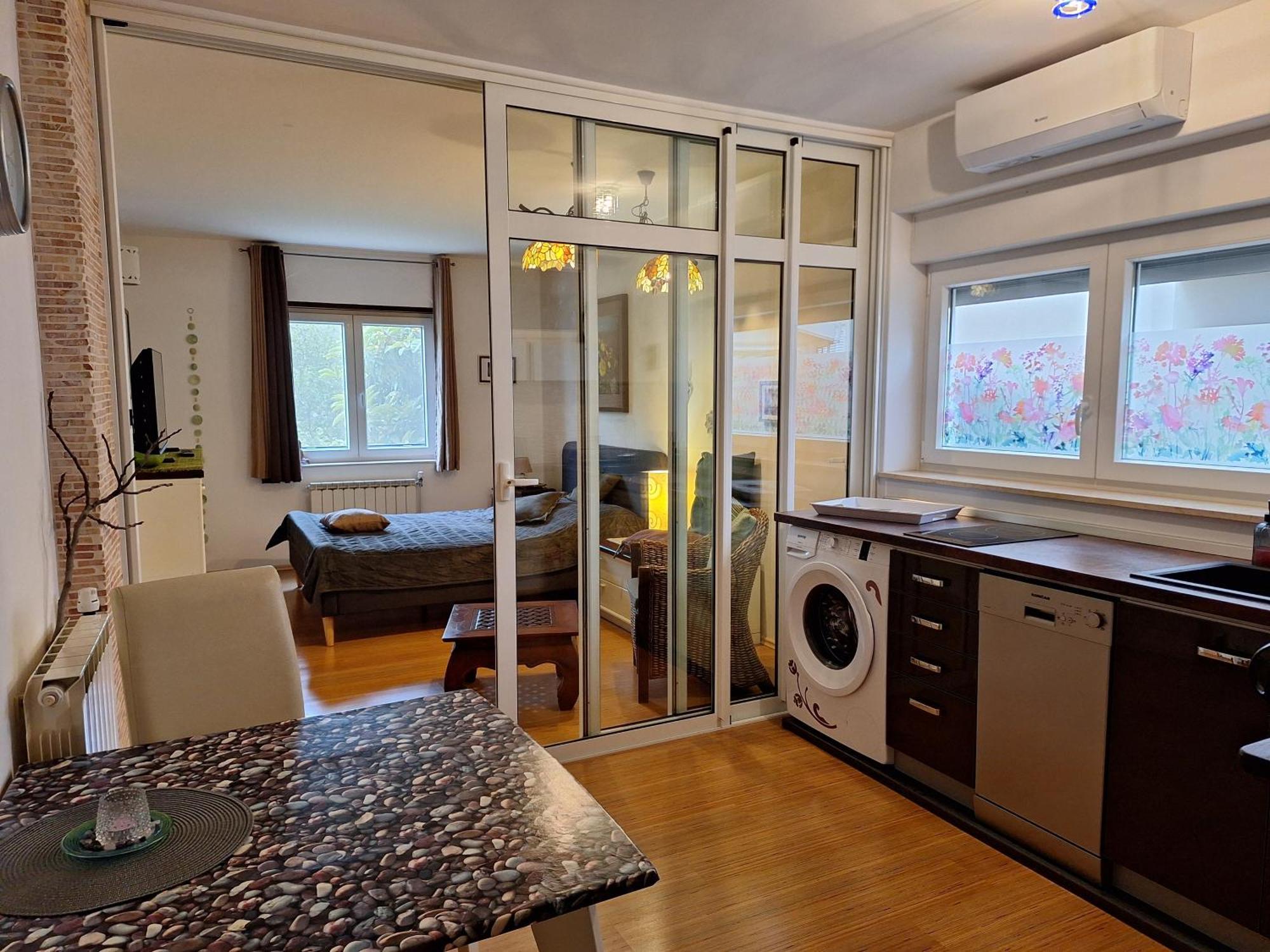 Pakua Apartments & Penthouse Ровин Стая снимка